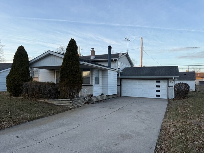 3415 Collegiate Ct in Fort Wayne, IN - Building Photo - Building Photo