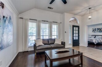 950 Badbury Ln in Grand Prairie, TX - Building Photo - Building Photo