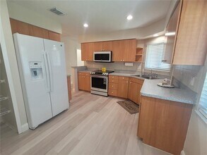 2332 Turpin Dr in Orlando, FL - Building Photo - Building Photo