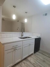 202 N Kealy Ave in Lewisville, TX - Building Photo - Building Photo