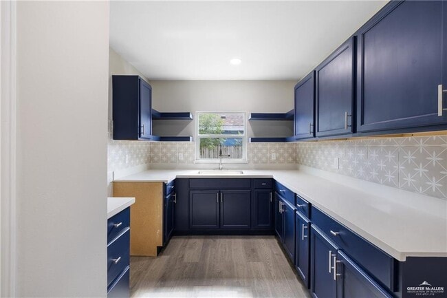 17 Standard Ave in San Juan, TX - Building Photo - Building Photo