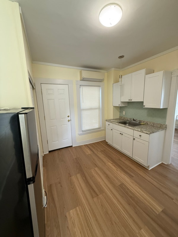 property at 7 Home St