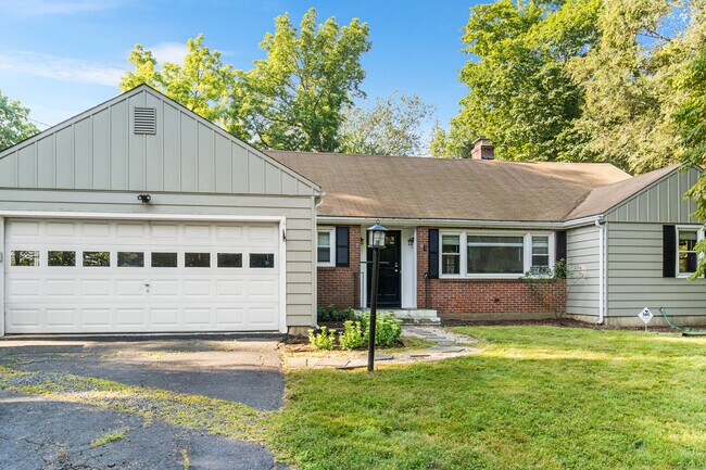 property at 3 Still Rd