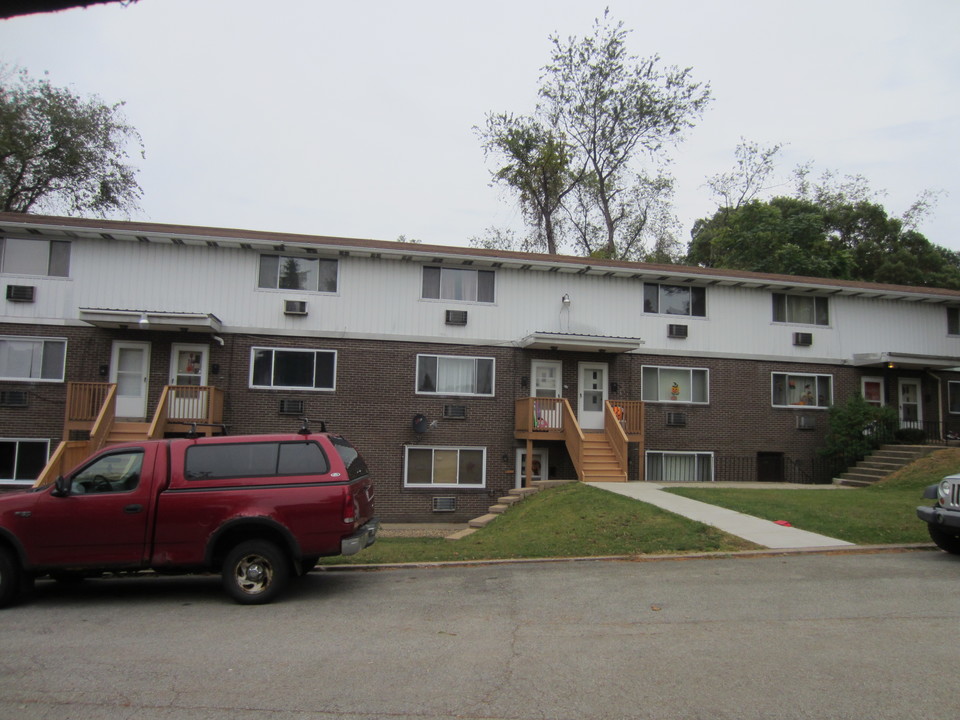 Aqua Terrace Apartments in McKeesport, PA - Building Photo