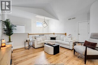 241 Robinson Ave in Essex, ON - Building Photo - Building Photo