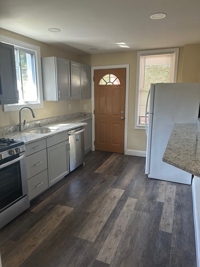 property at 927 Jancey St