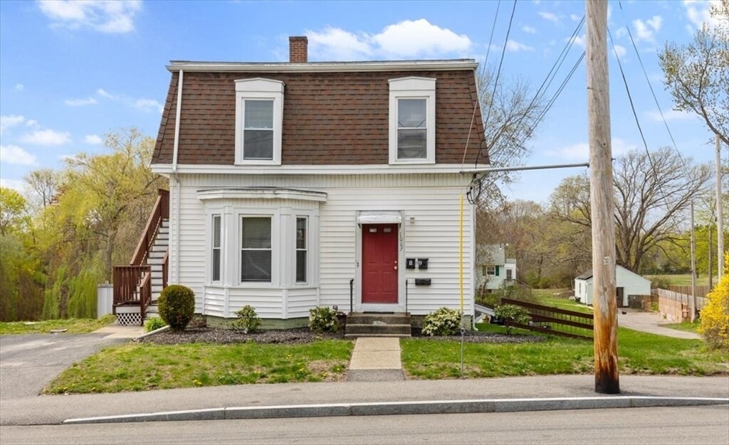 1067-1069 Front St-Unit -1 in Weymouth, MA - Foto de edificio