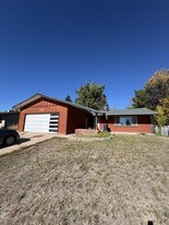 1217 Park Garden Rd in Great Falls, MT - Building Photo