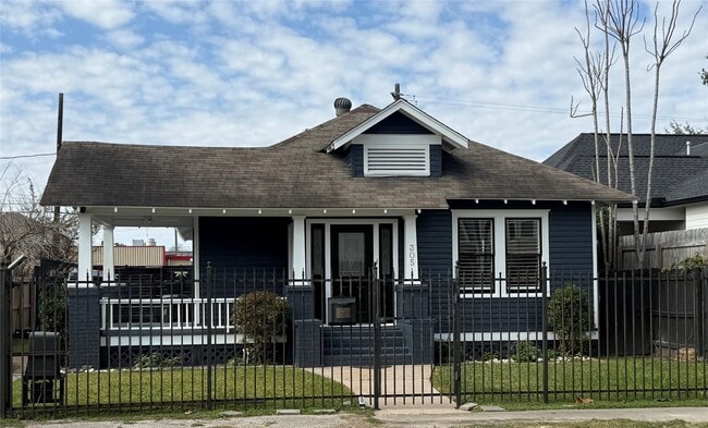 property at 305 Enid St