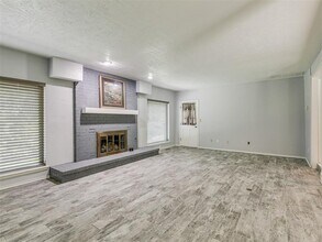 3405 Woodsboro Dr in Norman, OK - Foto de edificio - Building Photo