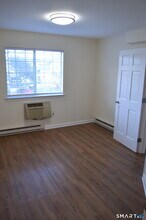 50 Myano Ln in Stamford, CT - Building Photo - Building Photo