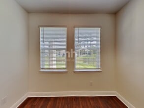 27611 St Andrews Ave in Wesley Chapel, FL - Building Photo - Building Photo