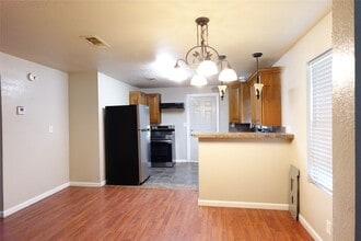 8302 Caddo Rd in Houston, TX - Building Photo - Building Photo