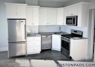195 Maverick St in Boston, MA - Building Photo - Building Photo