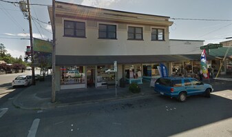 97 E 1st St in Coquille, OR - Building Photo