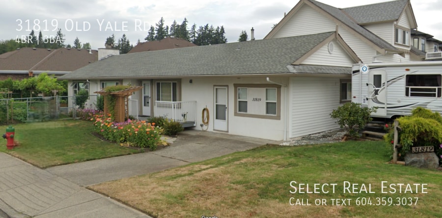 31819 Old Yale Rd in Abbotsford, BC - Building Photo