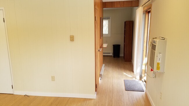 97 Vine Rd in Stamford, CT - Building Photo - Building Photo