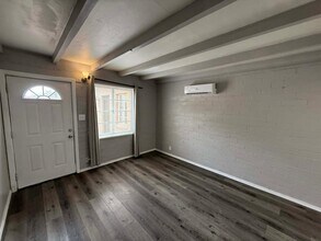 827 N Columbus Blvd in Tucson, AZ - Building Photo - Building Photo