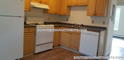 92 Hammond St in Boston, MA - Building Photo - Building Photo