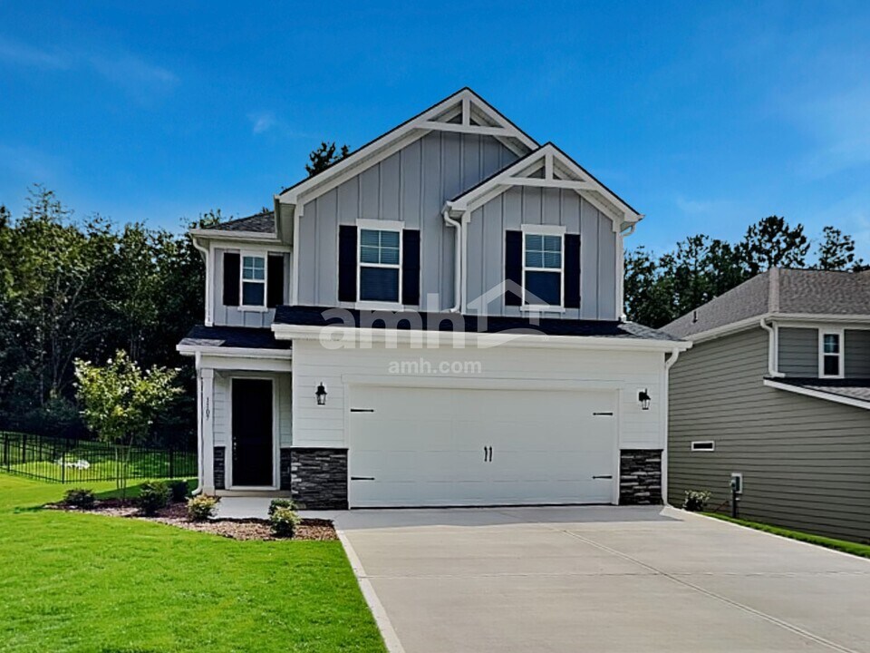 1107 Livengood Wy in Indian Trail, NC - Building Photo