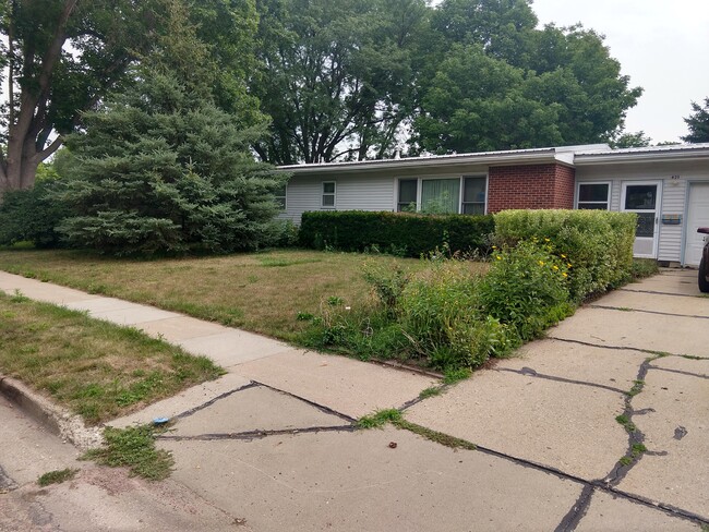 property at 421 Prentis Ave