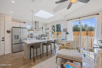 313 Raymond St in Ojai, CA - Building Photo - Building Photo