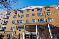 5920 N Kenmore Ave, Unit 219 in Chicago, IL - Building Photo - Building Photo