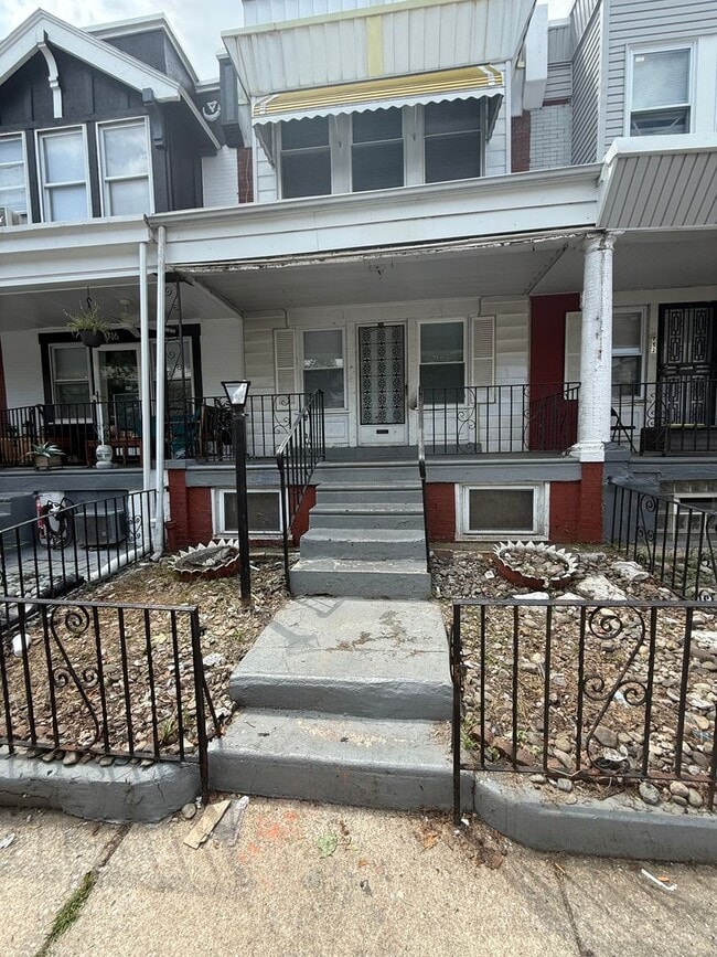 property at 714 S Cecil St