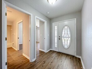 2781 Bay Lagoon Way in Tavares, FL - Building Photo - Building Photo