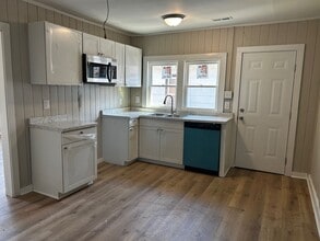 608 Cottage St in Fairmont, NC - Building Photo - Building Photo