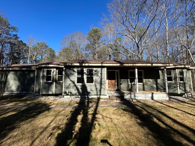 property at 2637 Old Jonesboro Rd