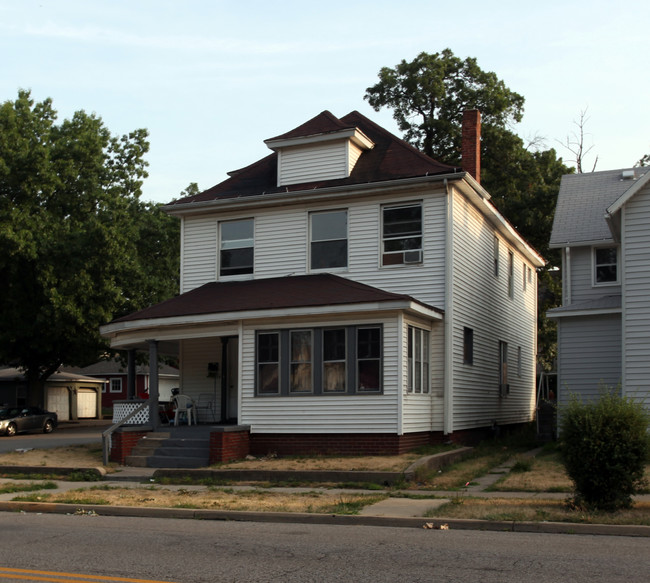 536 W Mishawaka Ave in Mishawaka, IN - Building Photo - Building Photo