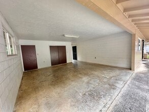 310 Iao Valley Rd in Wailuku, HI - Building Photo - Building Photo
