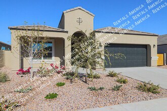 8482 W Sonoma Way in Florence, AZ - Foto de edificio - Building Photo