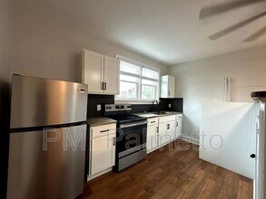 502 1/2 State Street in West Columbia, SC - Building Photo - Building Photo