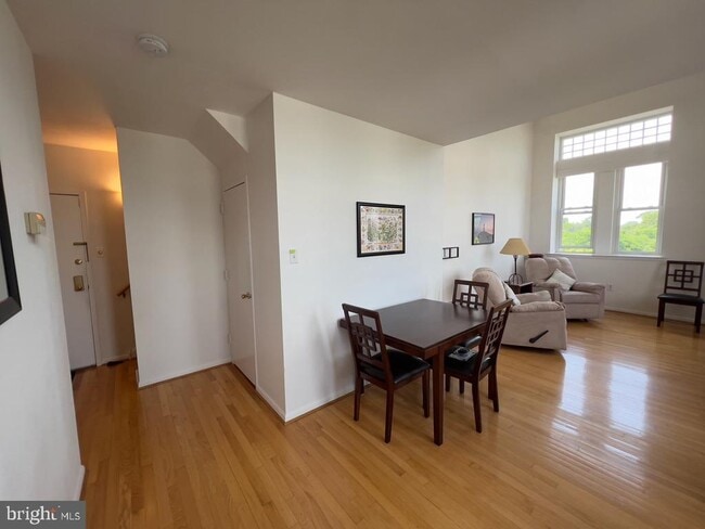 825 N 29th St in Philadelphia, PA - Building Photo - Building Photo