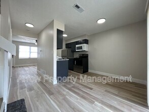 1324 S Jackson St in Junction City, KS - Building Photo - Building Photo