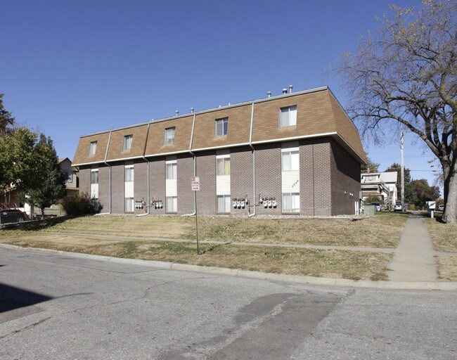 4646 Huntington Avenue in Lincoln, NE - Building Photo - Building Photo