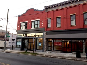 City Hardware Lofts in Richmond, VA - Foto de edificio - Building Photo