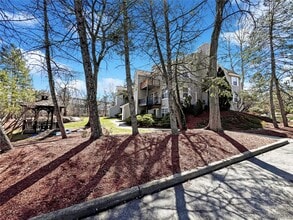 1024 Washington Green in New Windsor, NY - Building Photo - Building Photo