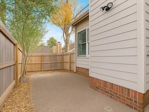 2920B Lebanon Pike in Nashville, TN - Building Photo - Building Photo