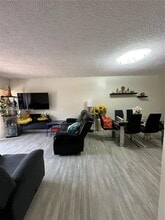 13870 SW 62nd St in Miami, FL - Building Photo - Building Photo