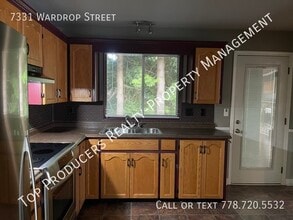 7331 Wardrop St in Mission, BC - Building Photo - Building Photo