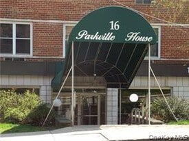 16 Lake St in White Plains, NY - Building Photo