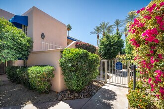 The Palm Springs Deauville in Palm Springs, CA - Building Photo - Building Photo