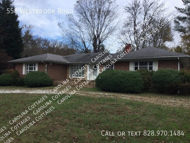 558 Westbrook Rd in Hendersonville, NC - Building Photo - Building Photo