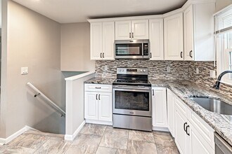 1 Wordsworth Dr in Wilmington, DE - Building Photo - Building Photo