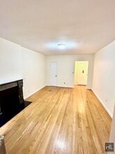 East 84th Street, Unit 2D in New York, NY - Building Photo - Building Photo