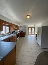 323 N Fairfax Ave in Sioux Falls, SD - Building Photo - Building Photo