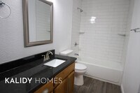 1400 Buena Vista Cir photo'